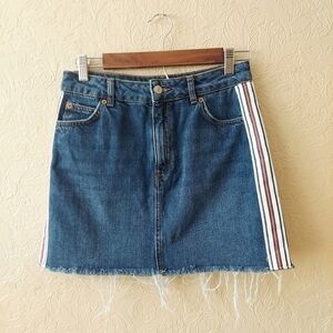 Topshop Moto Side Stripe Denim Mini Skirt Raw Hem Size 4